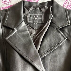 Black Leather Jacket - Women's Classic Lapel